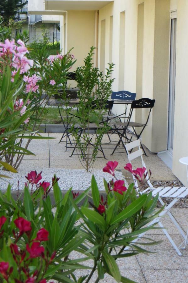 Residence Carouge Appart Hotel Bretigny-sur-Orge Exterior photo